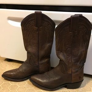 Frye Billy Pull On Boots
